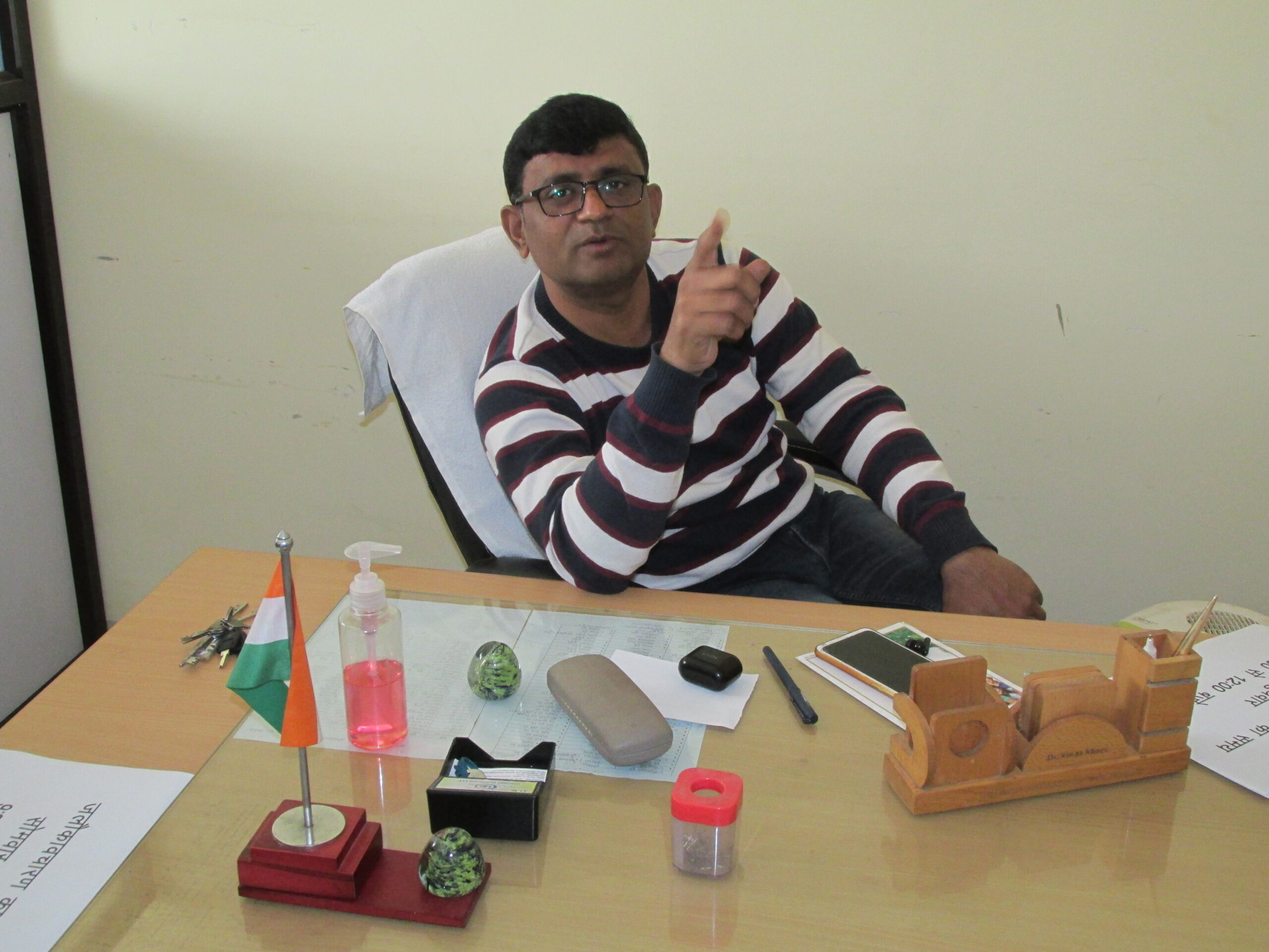 Dr. Vikash Khare